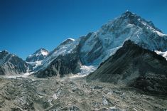 F1-036 Khumbugletscher Nuptse.jpg